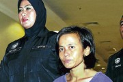 Yuliana-Waiting-for-Her-Trial-in-Katan-Court-Malaysia